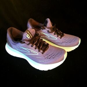 Brookes Glycerin 19 Women's Running Shoes Size 6 Teal and Navy